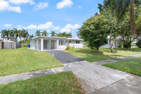 Margate Gardens, 6213 NW 15th Ct, Margate, Florida 33063, image 1