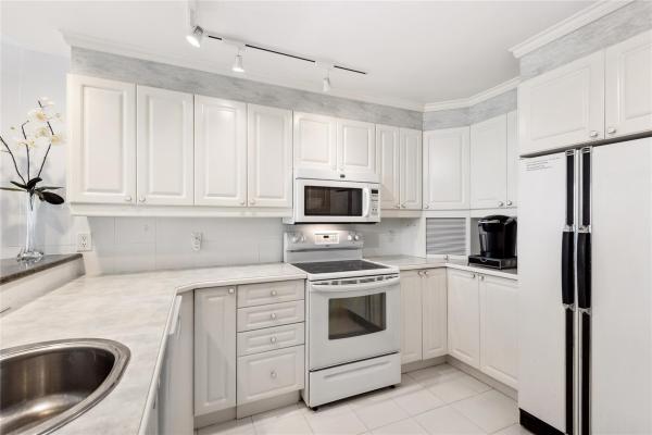 The Oceanage, 1594 S Ocean Ln #220, Fort Lauderdale, Florida 33316, image 3
