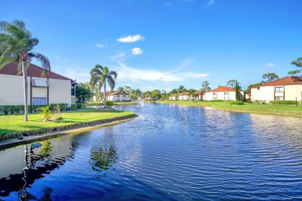 126 Lake Pine Cir #D-1, Greenacres, Florida 33463, image 1