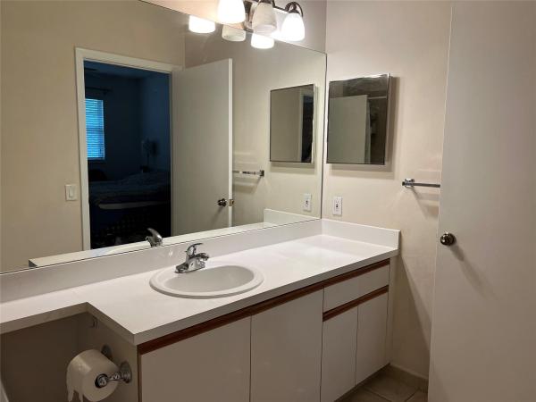Water's Edge At Deerfield, 660 Cypress Club Way #L11, Deerfield Beach, Florida 33064, image 1