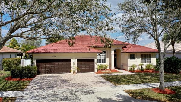 Country Glen, 13275 Lakeside Ter, Cooper City, Florida 33330, image 1
