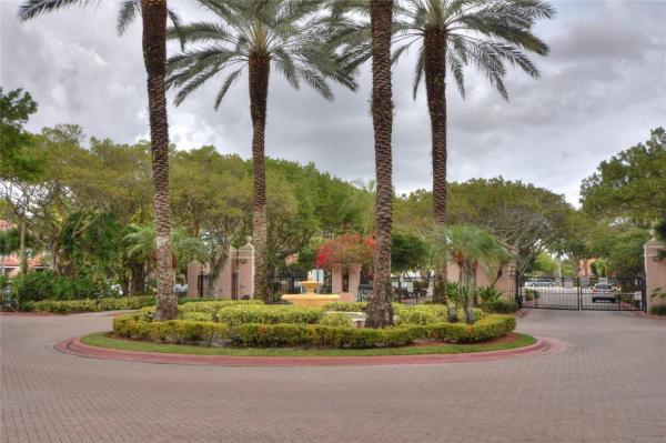 St Andrews At Miramar, 12112 Saint Andrews Pl #107, Miramar, Florida 33025, image 2