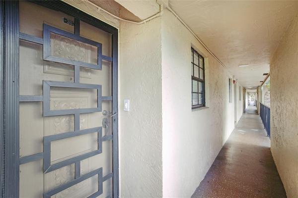 Forest Hills North, 3361 NW 85th Ave #303, Coral Springs, Florida 33065, image 3