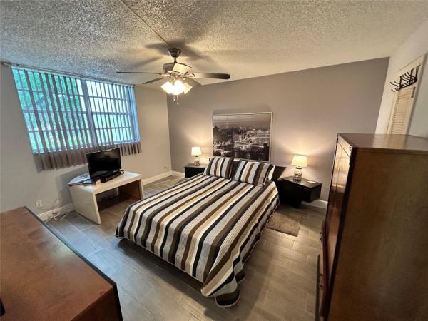 Cypress Chase, 3070 NW 48th Ter #202, Lauderdale Lakes, Florida 33313, image 3