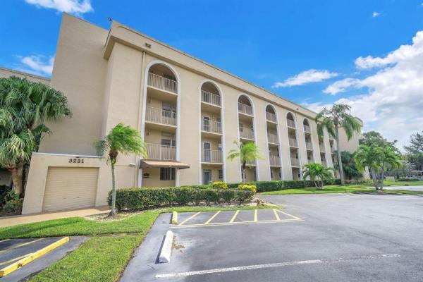 Holiday Springs, 3231 Holiday Springs Blvd #105, Margate, Florida 33063, image 1