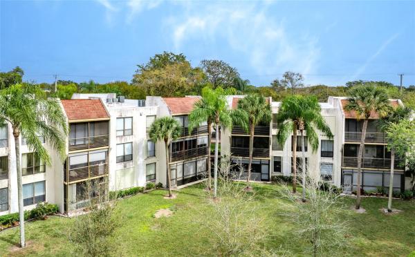 Concord Village, 7650 W Mcnab Rd #122, Tamarac, Florida 33321, image 1