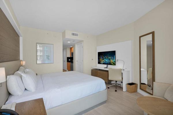 The Q Club Resort & Residences, 505 N Fort Lauderdale Beach Blvd #2314, Fort Lauderdale, Florida 33304, image 1