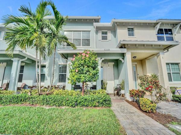 Parkview At Hillcrest, 4810 Eucalyptus Dr #2, Hollywood, Florida 33021, image 1