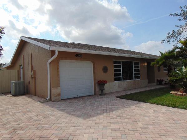 Palm Gate, 4921 SW 12th St, Margate, Florida 33068, image 1