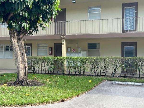 Oriole Gardens 3, 7310 NW 1st St #206, Margate, Florida 33063, image 1