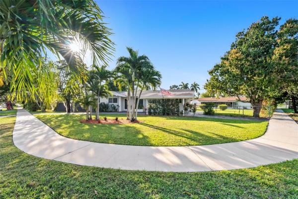 Orchard Estates, 9370 SW 181st Ter, Palmetto Bay, Florida 33157, image 1