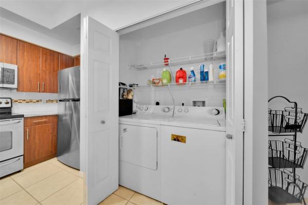 Lauderdale One, 2421 NE 65th St #113, Fort Lauderdale, Florida 33308, image 1
