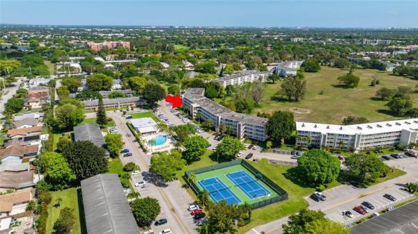 Ventnor, 2043 Ventnor O, Deerfield Beach, Florida 33442, image 2