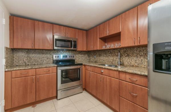 Coastal Towers, 400 Kings Point Dr #1027, Sunny Isles Beach, Florida 33160, image 1