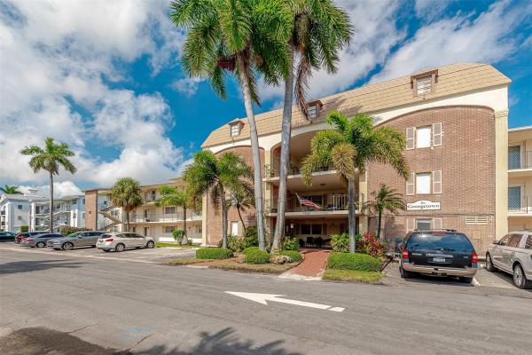 Isle Of Paradise, 460 Paradise Isle Blvd #307, Hallandale Beach, Florida 33009, image 1