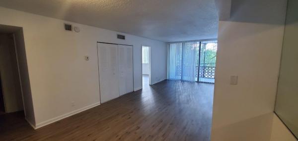 Inverrary Gardens, 4222 Inverrary Blvd #4308, Lauderhill, Florida 33319, image 1
