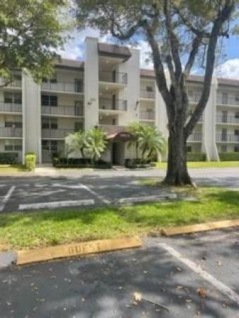 Poinciana Place Of Pine Island Ridge, 9430 Poinciana Pl #217, Davie, Florida 33324, image 1