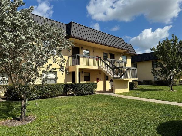 Pine Lake, 9232 NW 1st St #105, Pembroke Pines, Florida 33024, image 1
