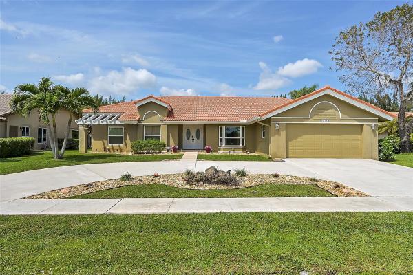 Island Lakes At Loggers Run, 11760 Island Lakes Ln, Boca Raton, Florida 33498, image 1