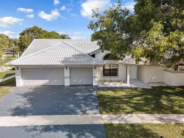 Bonaventure Lakes, 468 SW 169th Ter, Weston, Florida 33326, image 1