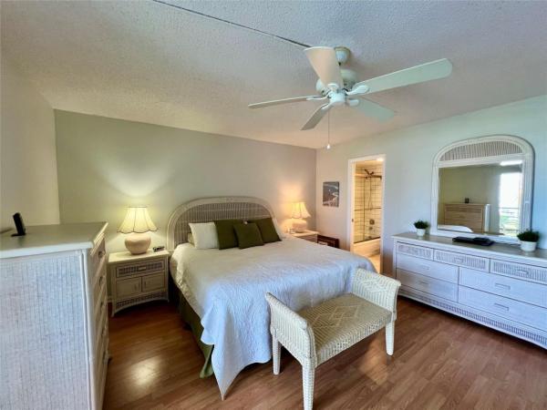 Harwood, 3035 Harwood D, Deerfield Beach, Florida 33442, image 3