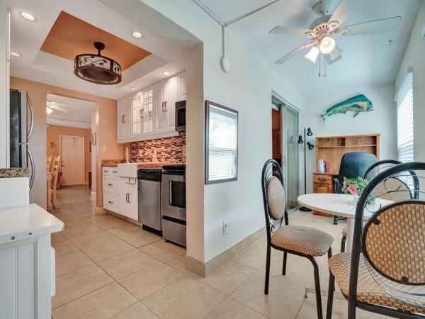 Oriole Gardens 3, 7610 NW 1st St #105, Margate, Florida 33063, image 1