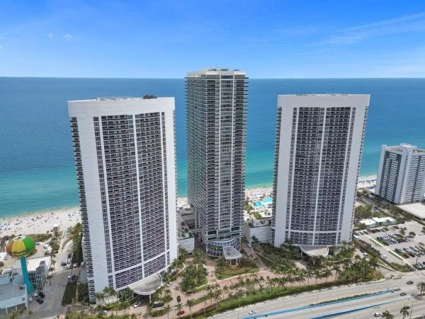 Beach Club 1, 1850 S Ocean Dr #4207, Hallandale Beach, Florida 33009, image 3