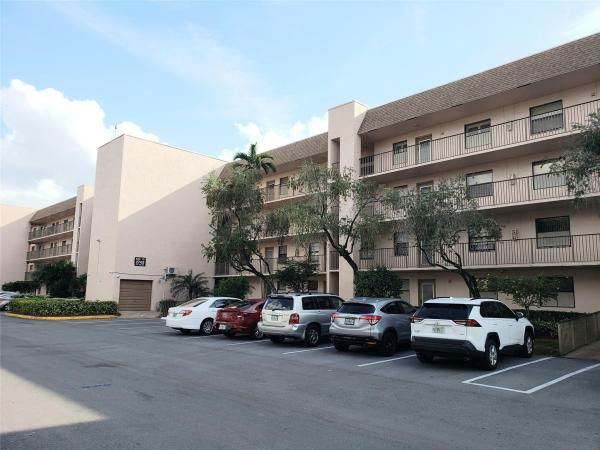 Sunrise Lakes 4, 2748 NW 104th Ave #408, Sunrise, Florida 33322, image 1