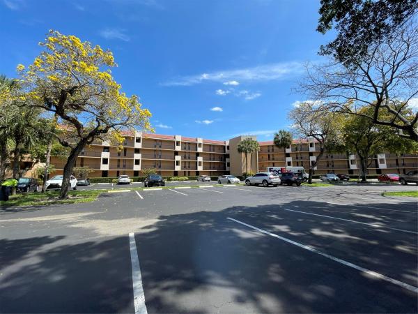 Coral Gate, 6544 N Coral Lake Dr #408, Pompano Beach, Florida 33063, image 1