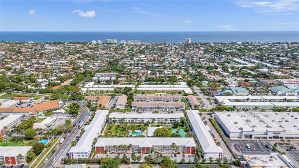 Lighthouse Point Gardens South, 2050 NE 39th St #210S, Lighthouse Point, Florida 33064, image 1
