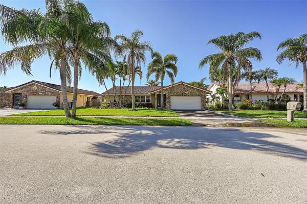Springs Gateway, 7640 NW 23rd St, Margate, Florida 33063, image 1