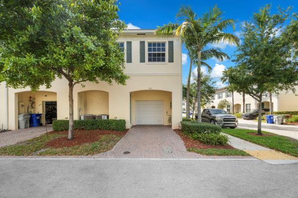 Orchid Grove, 701 SW 2nd Ter, Pompano Beach, Florida 33060, image 1