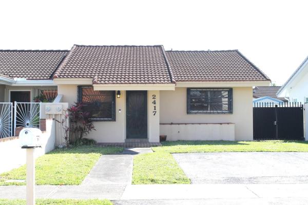 University Villas, 2417 SW 99th Ct #S, University Park, Florida 33165, image 1
