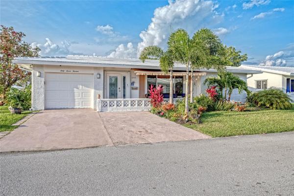 Faircrest 14, 6713 NW 72nd St, Tamarac, Florida 33321, image 1