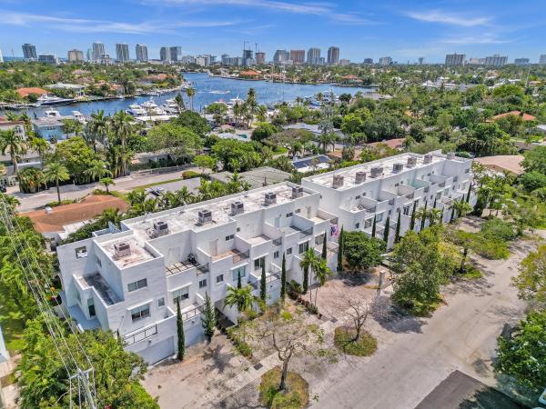 Gateway Park, 828 NE 19th Ave #828, Fort Lauderdale, Florida 33304, image 1