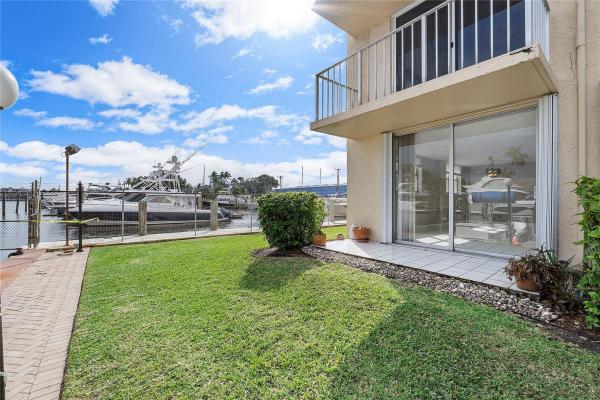 Cromwell East, 1777 SE 15th St #122, Fort Lauderdale, Florida 33316, image 1