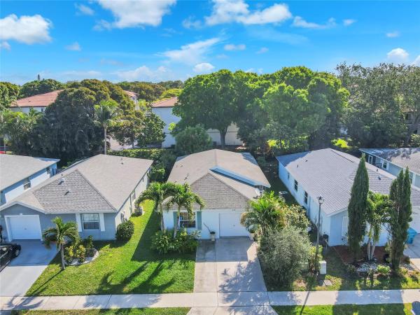 Crystal Key At Woolbright Place, 715 Key West St, Boynton Beach, Florida 33426, image 1