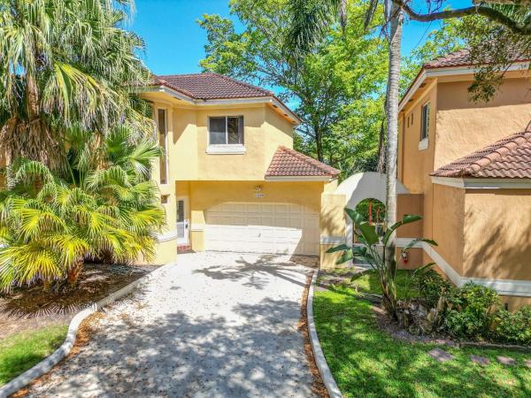 Portofino, 11249 Lakeview Dr, Coral Springs, Florida 33071, image 1