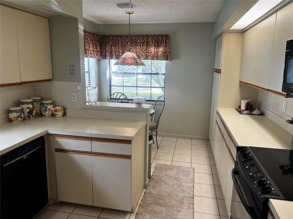 Waterford Isle At Woodmont, 8419 NW 78th Ct, Tamarac, Florida 33321, image 2