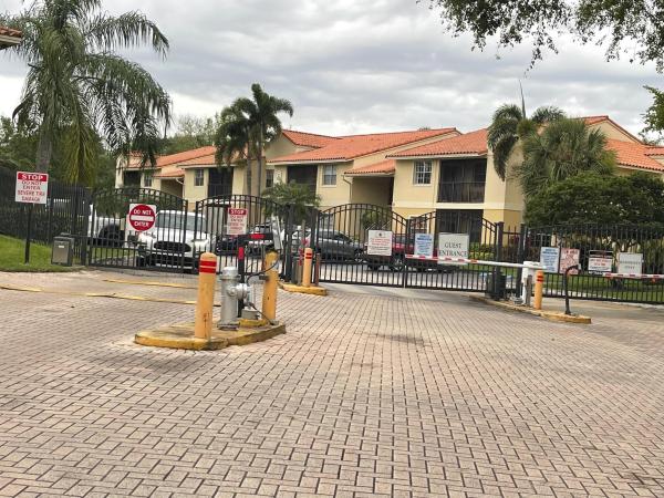 Royal Poinciana, 1259 SW 46th Ave #1915, Pompano Beach, Florida 33069, image 1