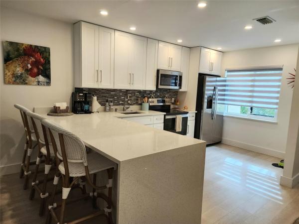 Fairways Of Boca Lago, 21215 Lago Cir #D, Boca Raton, Florida 33433, image 1