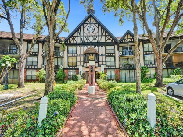 International Village At Inverrary, 3730 Inverrary Dr #2B, Lauderhill, Florida 33319, image 1