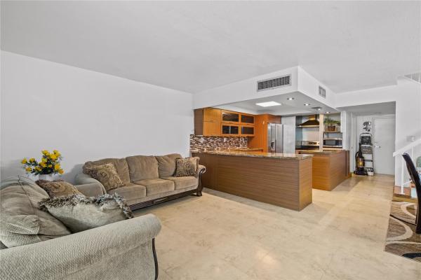 Villa Dorada, 20341 NE 30th Ave #124, Aventura, Florida 33180, image 1