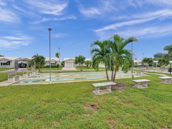 Leisureville Lake, 1119 Lake Ter #111, Boynton Beach, Florida 33426, image 1