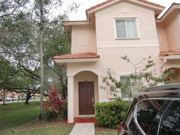 Catalina Isles, 8845 S Isles Cir #8845, Tamarac, Florida 33321, image 1