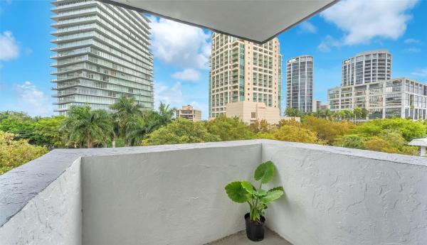 Tigertail Bay, 2715 Tigertail Ave #502, Miami, Florida 33133, image 2