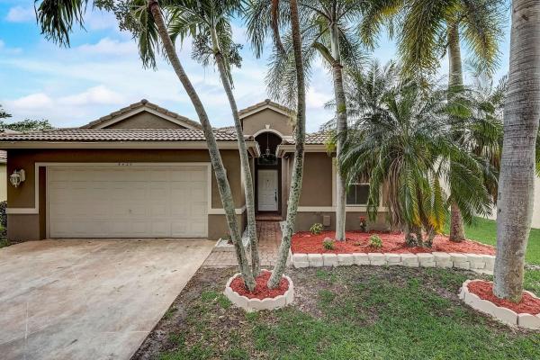 Lake St Croix At Indigo Lakes, 5420 NW 49th St, Coconut Creek, Florida 33073, image 1