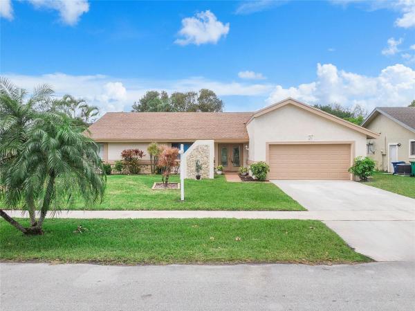 Boulevard East, 4471 NW 74th Ave, Lauderhill, Florida 33319, image 1