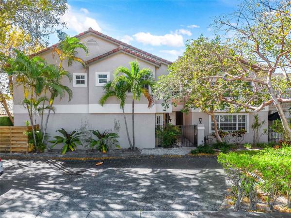 Casa Bayview, 610 SE 14th Ct #2, Fort Lauderdale, Florida 33316, image 1