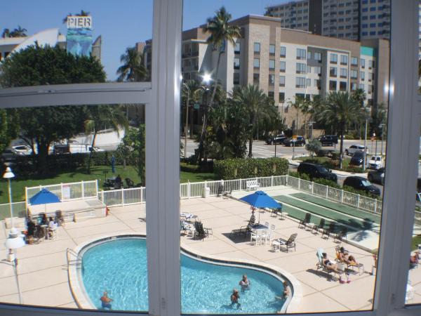 Granada House Apartments, 201 N Ocean Blvd #306, Pompano Beach, Florida 33062, image 3
